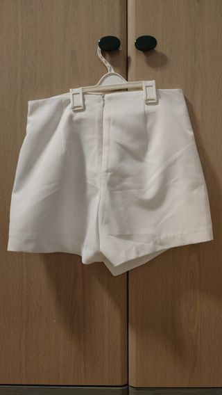 Falda pantalón Bershka blanca