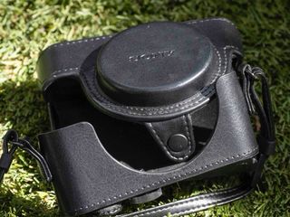 Cámara Compacta Sony RX100 M6 Negra