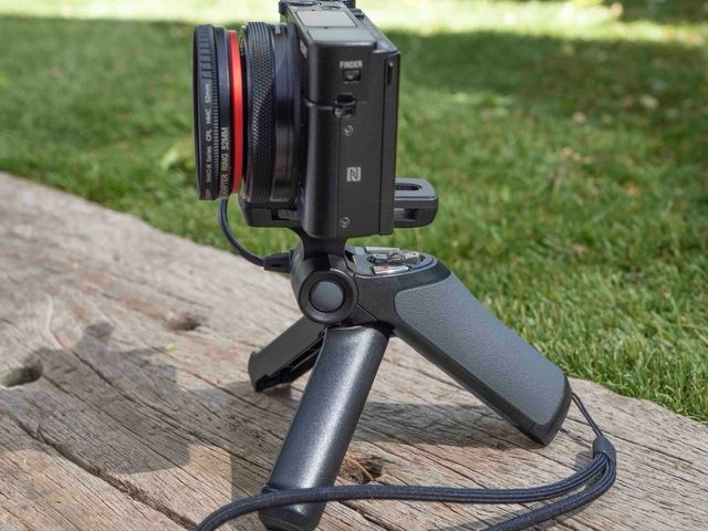 Cámara Compacta Sony RX100 M6 Negra