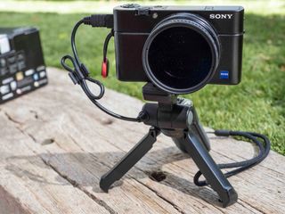 Cámara Compacta Sony RX100 M6 Negra