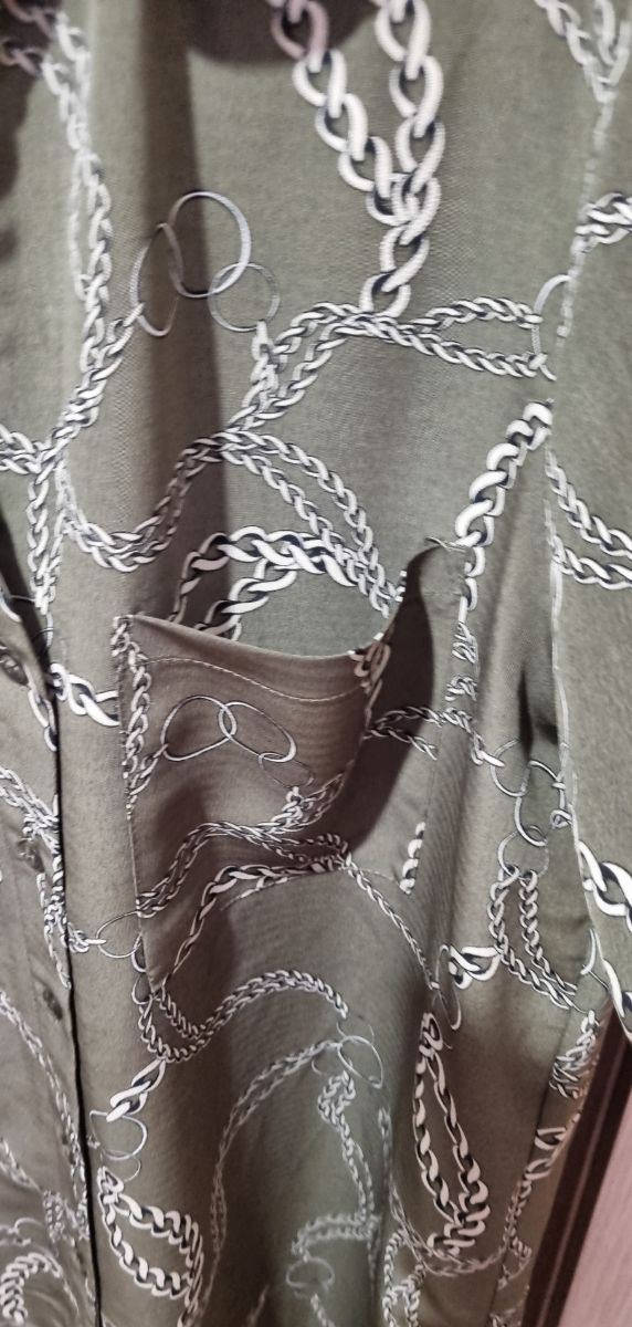 Vestido camisero verde oliva Primark