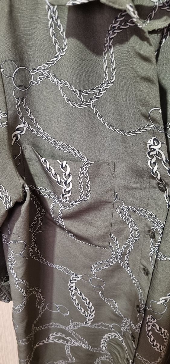 Vestido camisero verde oliva Primark