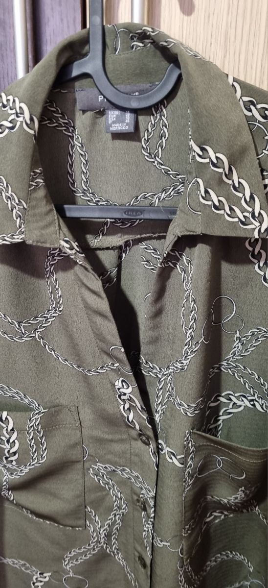 Vestido camisero verde oliva Primark