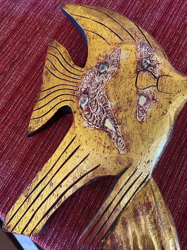 Soprammobile Pesce Legno Dorato