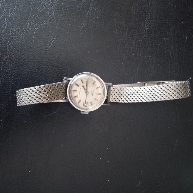 Reloj Aurore Luxe
stainless steel