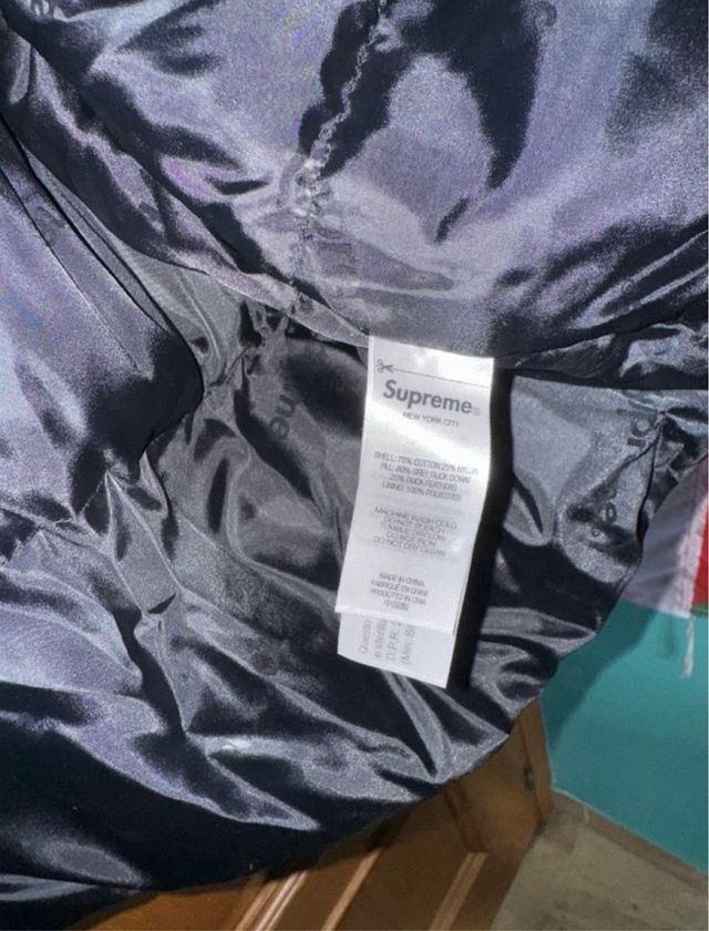 Abrigo Supreme Negro