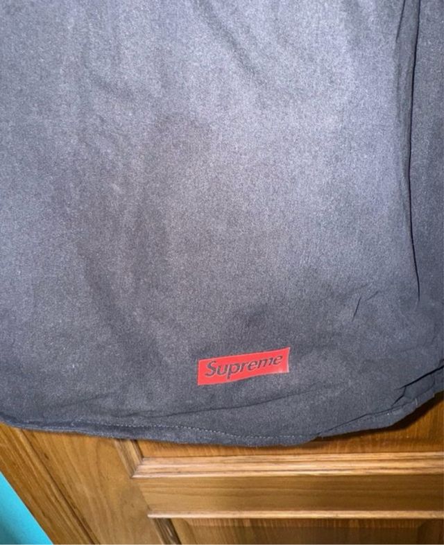 Abrigo Supreme Negro