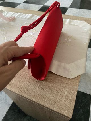 Bolso de fiesta rojo