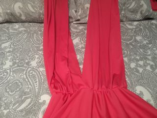 Vestido de fiesta rosa intenso