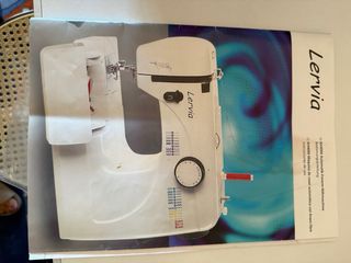 Máquina de coser Lervia automática