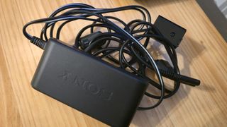Cámara Sony a6400 + Alimentador Sony AC-PW20