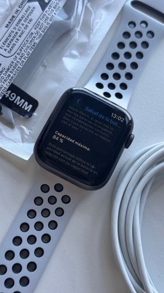 Apple Watch Series 5 44mm GPS + Celular