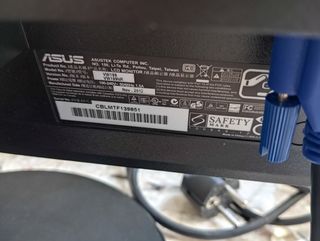 Monitor ordenador  marca Asus  Negro
