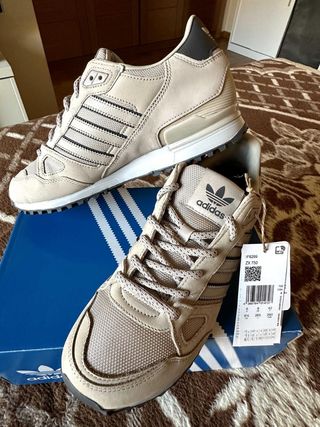 Zapatillas Adidas ZX-750 Beige y Gris