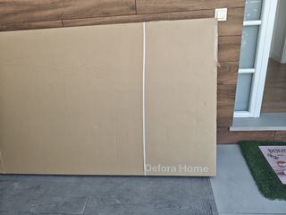 Mesa de madera Teka sin estrenar