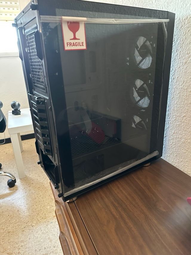 Se vende Caja PC Tempest Umbra RGB ATX Negra