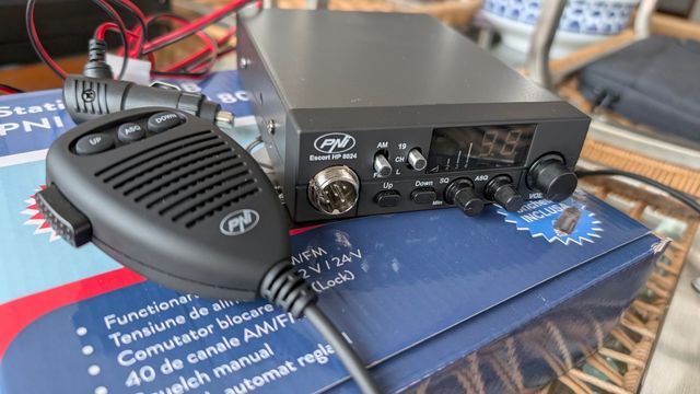 Emisora CB PNI HP8024 AM/FM