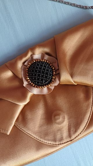 Bolso de fiesta dorado