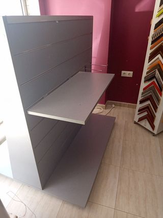 Góndola expositora con estante