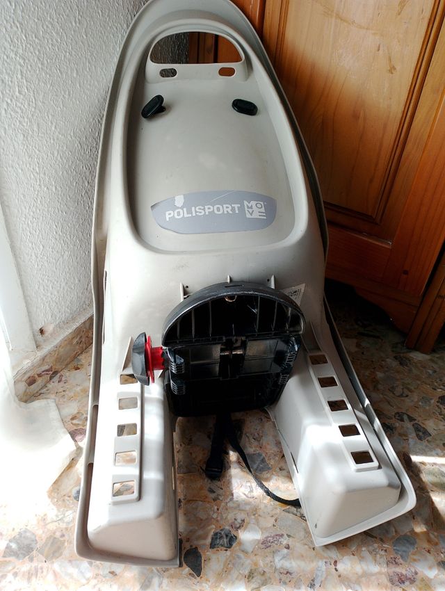 SILLA DE NIÑO usada