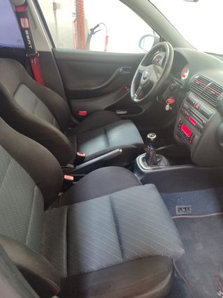 SEAT Leon 2003