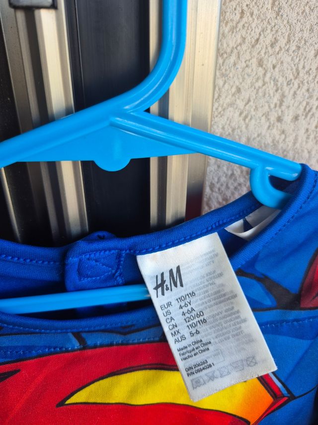 Disfraz Superman Talla 4-6 Años con capa
