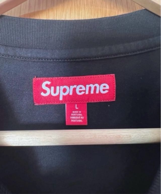 Camiseta Supreme Negra