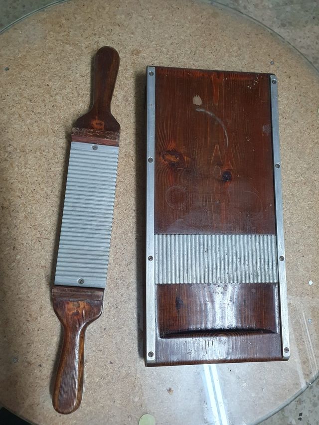 Pildorero antiguo de farmacia