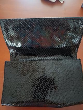 Bolso Roberto Verino Piel Serpiente Negro Beige. 