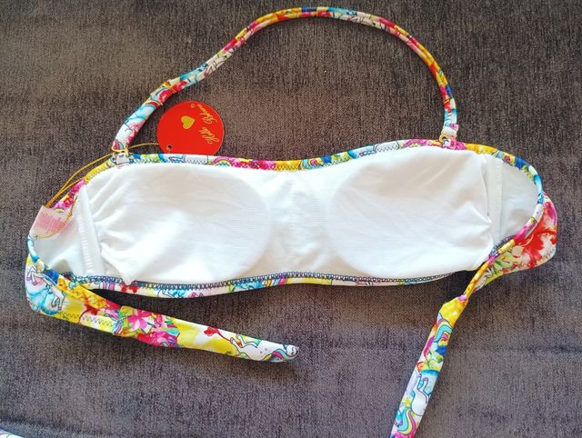 Bikini niña sin estrenar talla 12 años