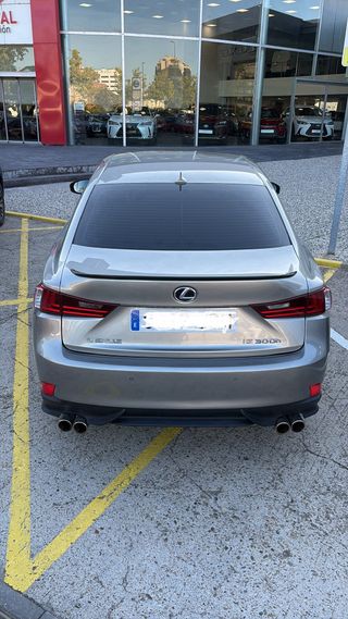 Lexus IS 300h 2014 /2015 garantia