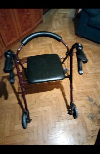 Andador plegable en perfectas condiciones