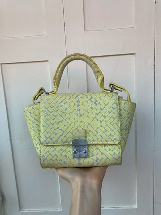 Bolso bandolera Zara amarillo pequeño
