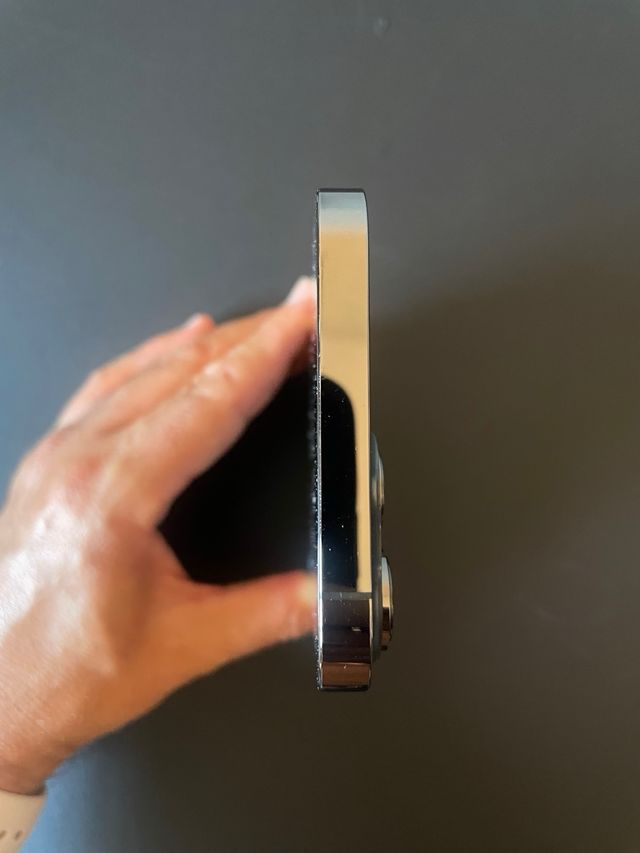 Apple iPhone 13 ProMax con PANTALLA ROTA