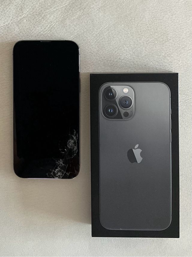 Apple iPhone 13 ProMax con PANTALLA ROTA