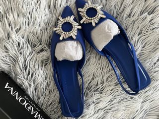 Zapatos elegantes Primadonna azules con pedrería