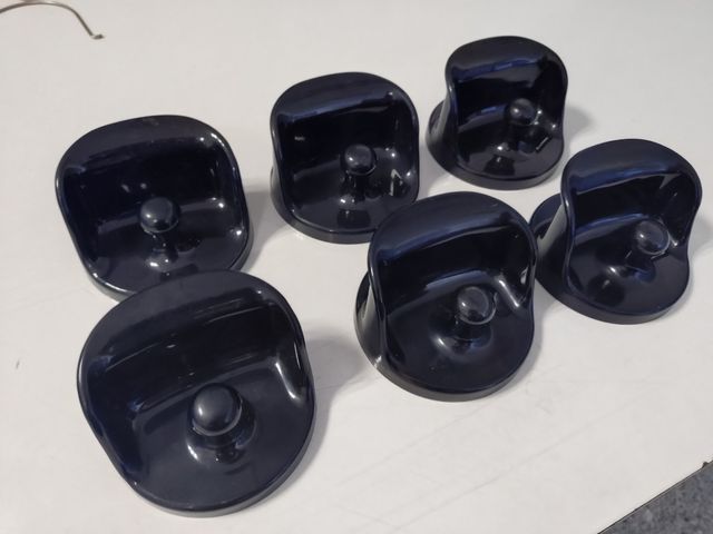 6 Percheros Kartell Olaf von Bohr Negros