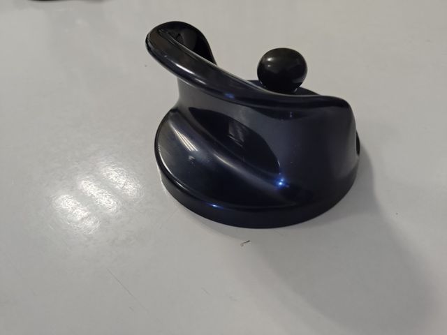 6 Percheros Kartell Olaf von Bohr Negros