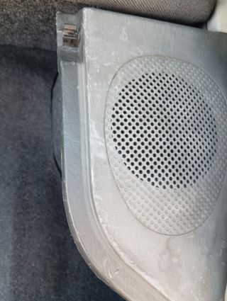 Bandeja altavoces Hyundai Accent X-3