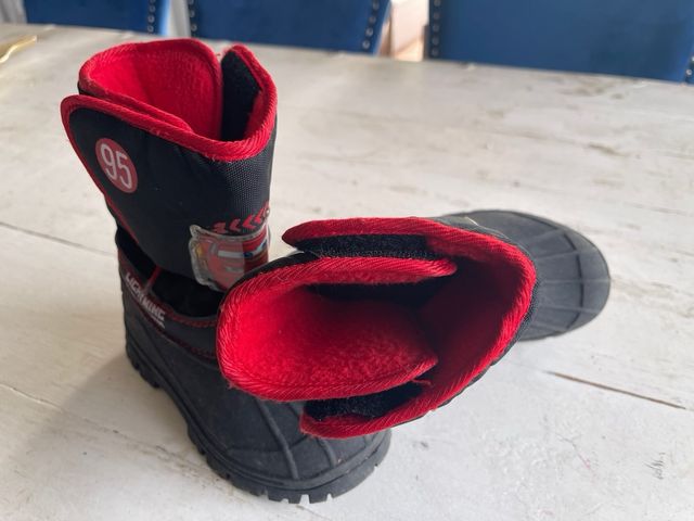 Botas de nieve infantiles Lightning McQueen. T27.