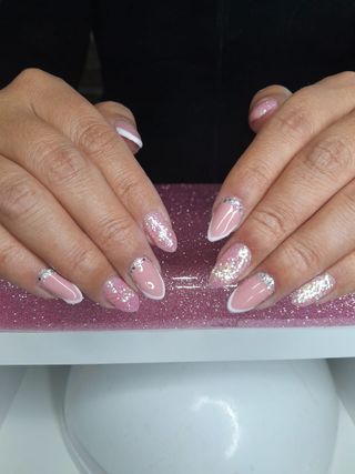 Manicura & belleza de pies (A domicilio)