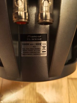 Subwoofer Pioneer 1000W