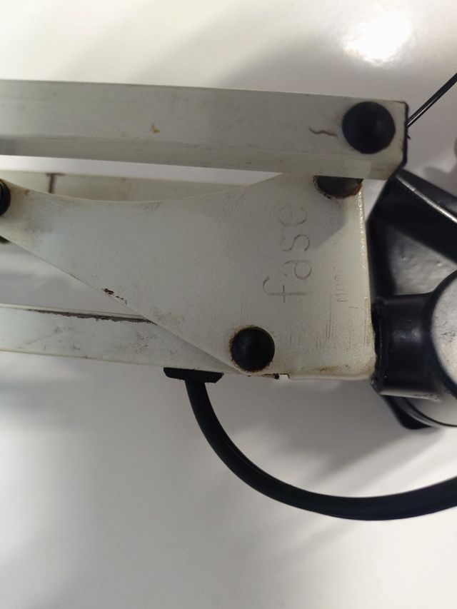 Flexo de escritorio FASE blanco