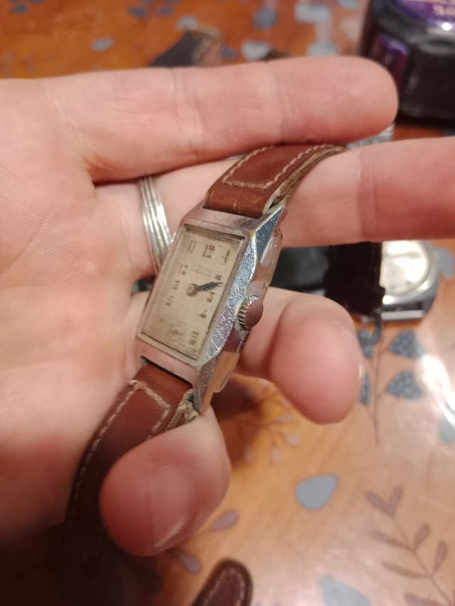 Orologio da polso antico