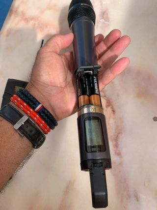 Conjunto Transmissor + Microfone Sennheiser BAIXOU