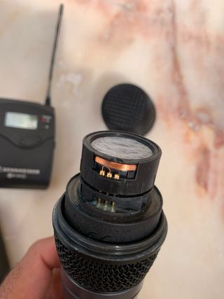 Conjunto Transmissor + Microfone Sennheiser BAIXOU