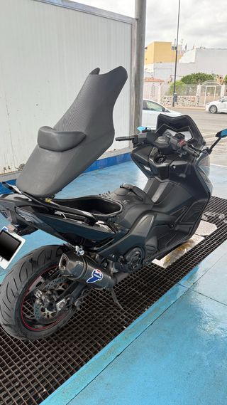 YAMAHA TMAX 530 FULL EXTRAS Y POCOS KM