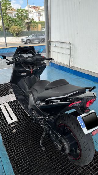YAMAHA TMAX 530 FULL EXTRAS Y POCOS KM