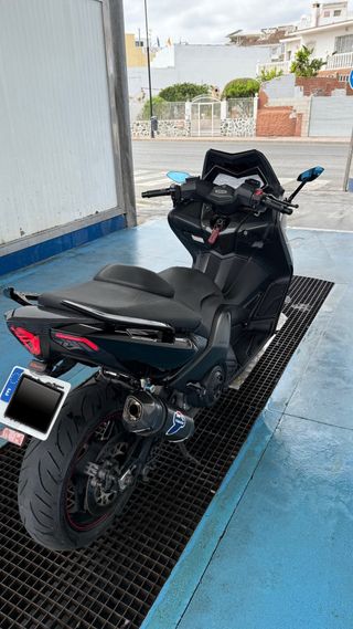 YAMAHA TMAX 530 FULL EXTRAS Y POCOS KM