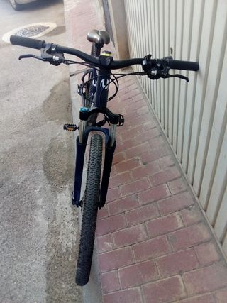 Bicicleta Cannondale Trail Azul